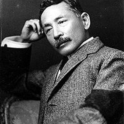 夏目漱石の肖像写真